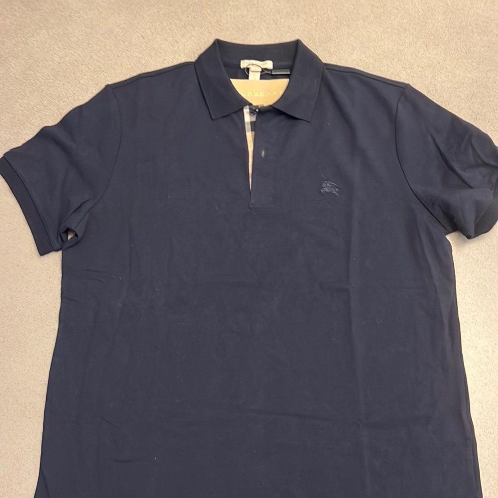 Navy blue Burberry men’s polo shirt